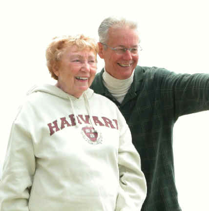 BuzzMom_72.jpg (93962 bytes)